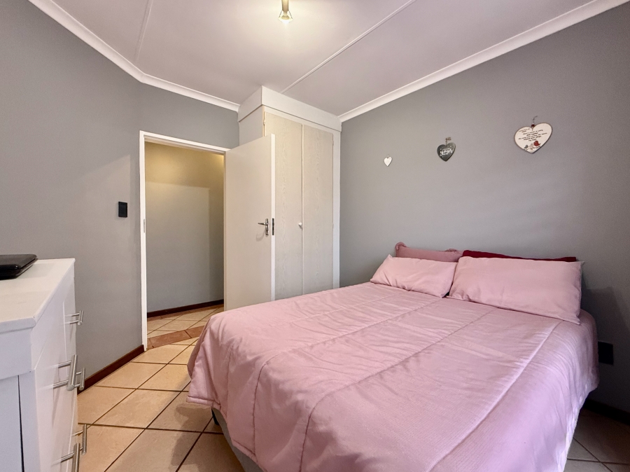 2 Bedroom Property for Sale in Mooikloof Ridge Gauteng