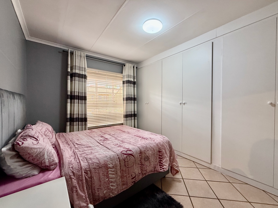 2 Bedroom Property for Sale in Mooikloof Ridge Gauteng