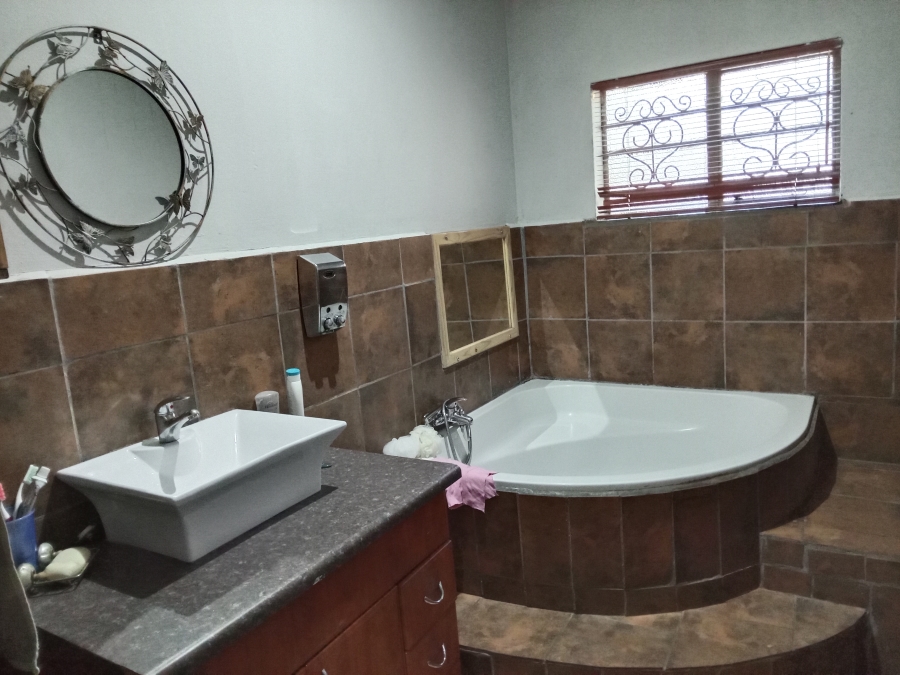 3 Bedroom Property for Sale in Pretoria North Gauteng