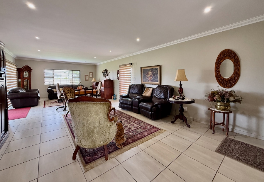 3 Bedroom Property for Sale in The Retreat Gauteng