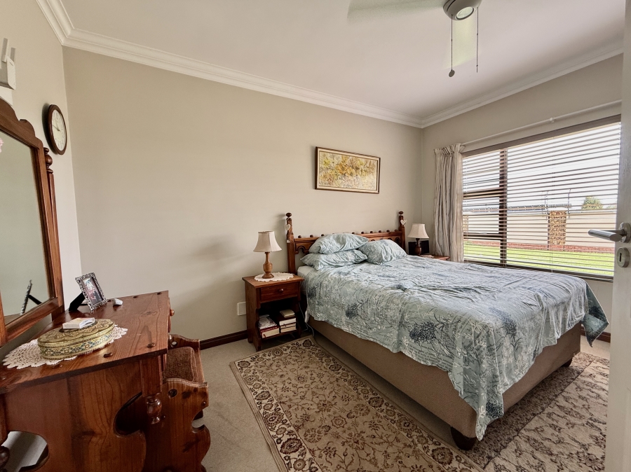 3 Bedroom Property for Sale in The Retreat Gauteng