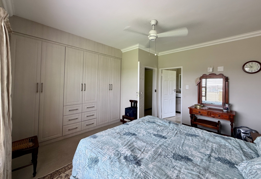 3 Bedroom Property for Sale in The Retreat Gauteng