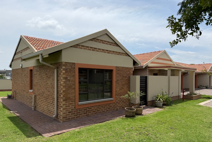 3 Bedroom Property for Sale in The Retreat Gauteng