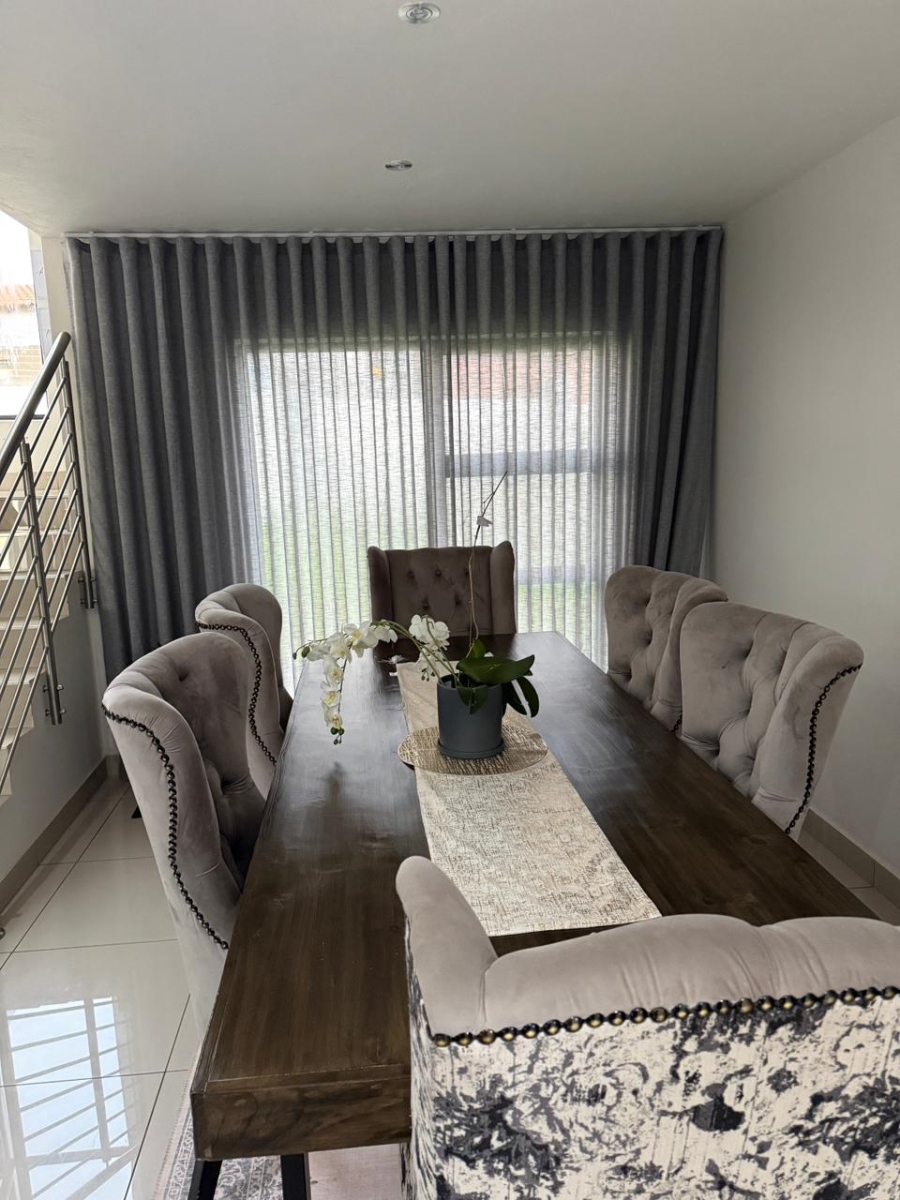 3 Bedroom Property for Sale in Olympus Ridge Gauteng