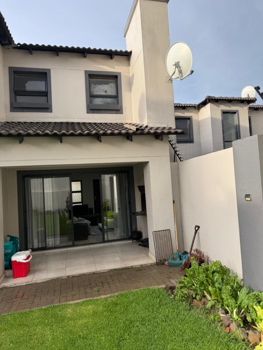 3 Bedroom Property for Sale in Olympus Ridge Gauteng