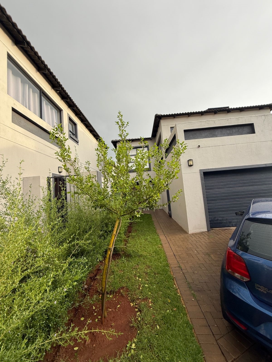 3 Bedroom Property for Sale in Olympus Ridge Gauteng