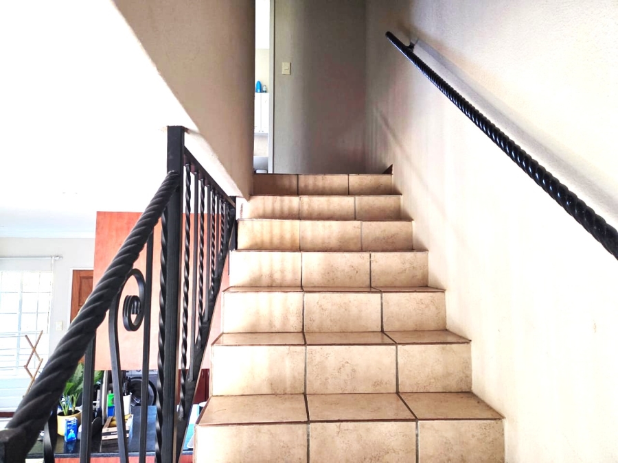 To Let 2 Bedroom Property for Rent in Annlin Gauteng