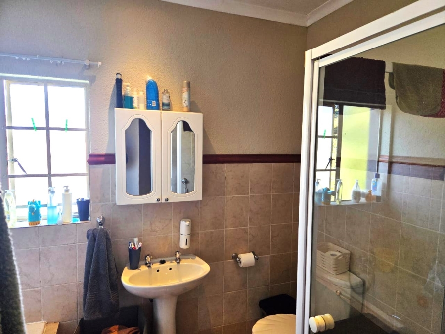 To Let 2 Bedroom Property for Rent in Annlin Gauteng