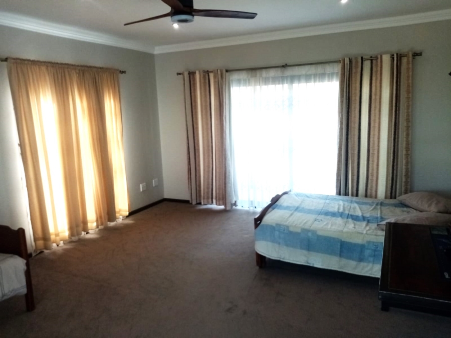 4 Bedroom Property for Sale in Mountain View Gauteng