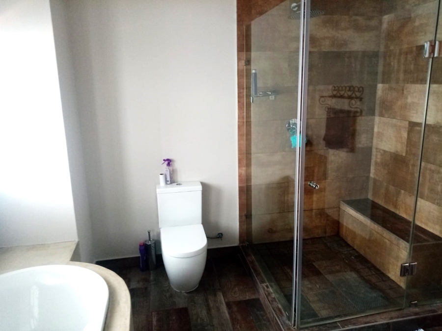 4 Bedroom Property for Sale in Mountain View Gauteng