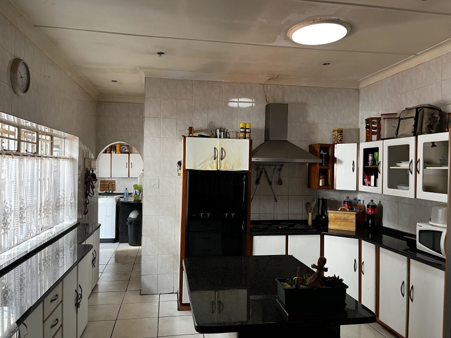 3 Bedroom Property for Sale in Pretoria Gardens Gauteng