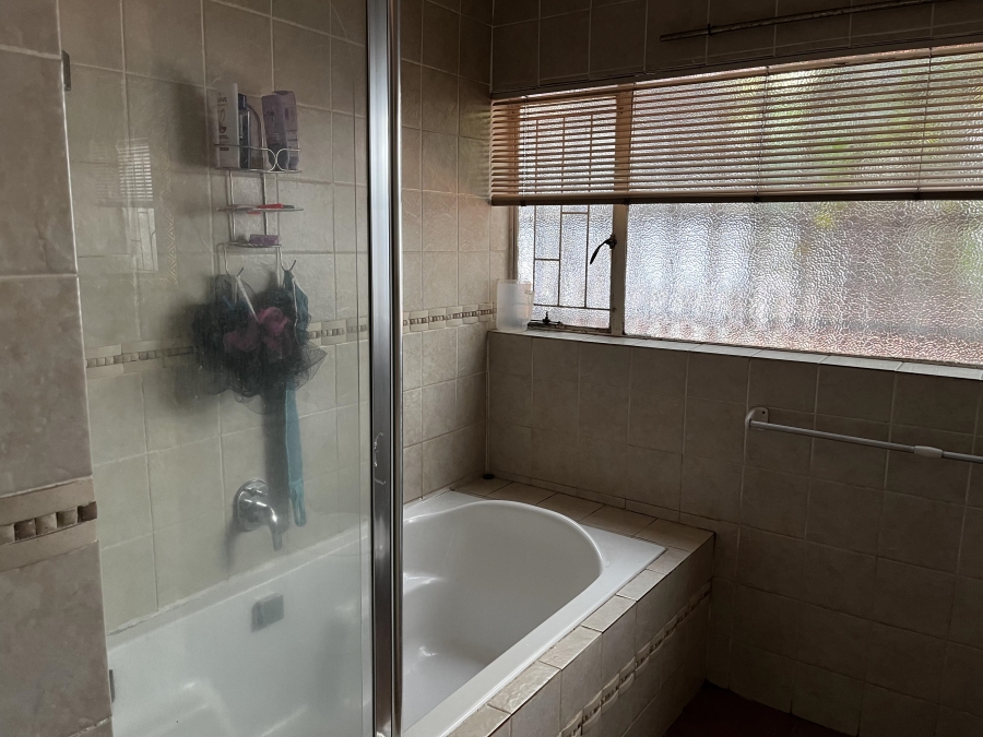 3 Bedroom Property for Sale in Pretoria Gardens Gauteng