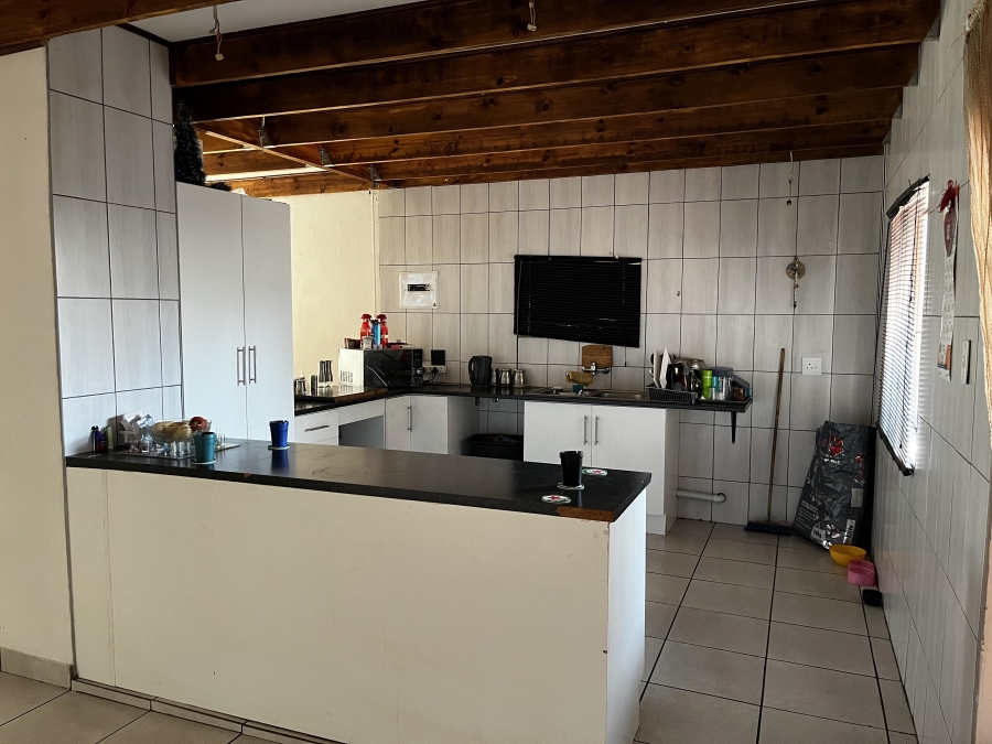 3 Bedroom Property for Sale in Pretoria Gardens Gauteng