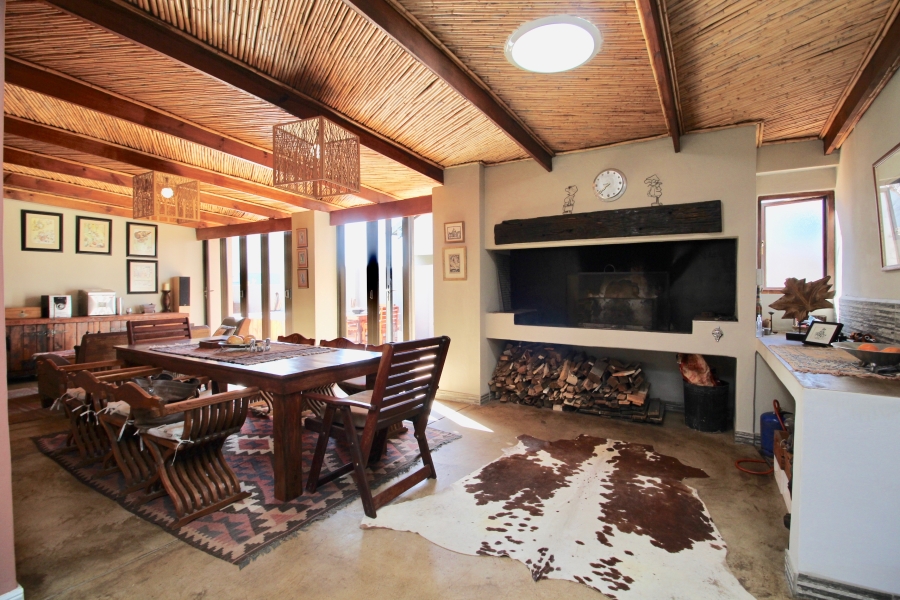 To Let 4 Bedroom Property for Rent in The Meadows Gauteng