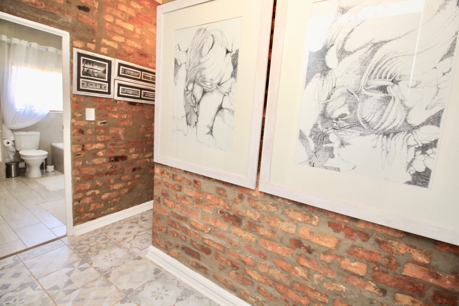 To Let 4 Bedroom Property for Rent in The Meadows Gauteng