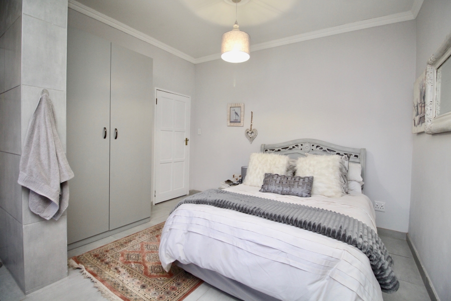 To Let 4 Bedroom Property for Rent in The Meadows Gauteng