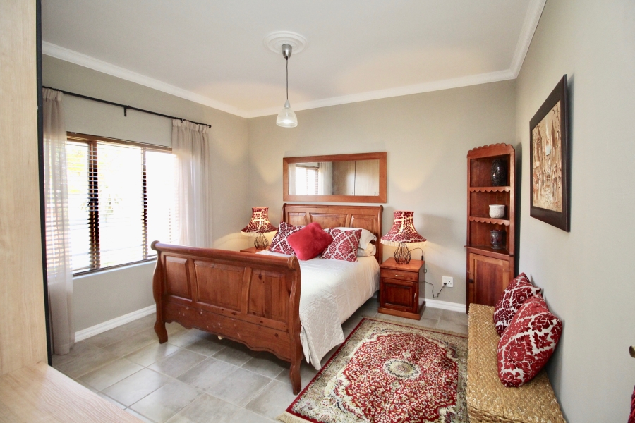 To Let 4 Bedroom Property for Rent in The Meadows Gauteng