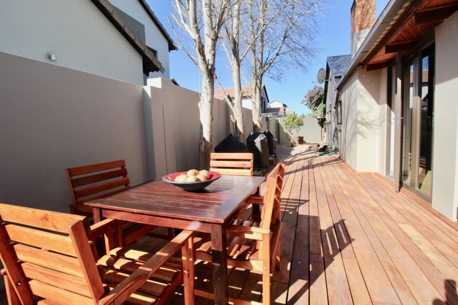 To Let 4 Bedroom Property for Rent in The Meadows Gauteng