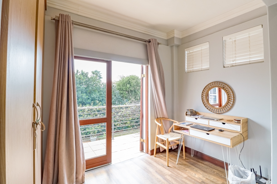 To Let 4 Bedroom Property for Rent in Silver Lakes Golf Estate Gauteng