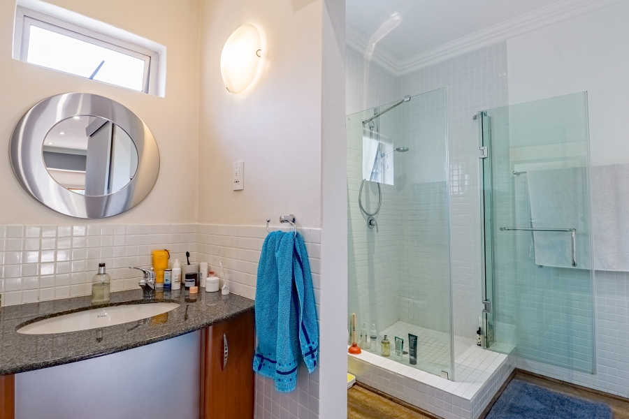 To Let 4 Bedroom Property for Rent in Silver Lakes Golf Estate Gauteng