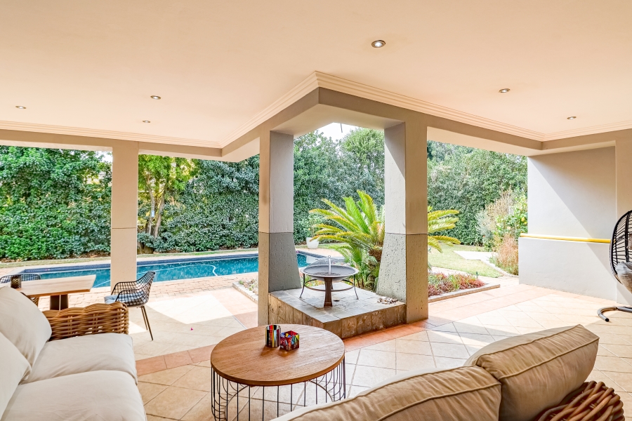 To Let 4 Bedroom Property for Rent in Silver Lakes Golf Estate Gauteng