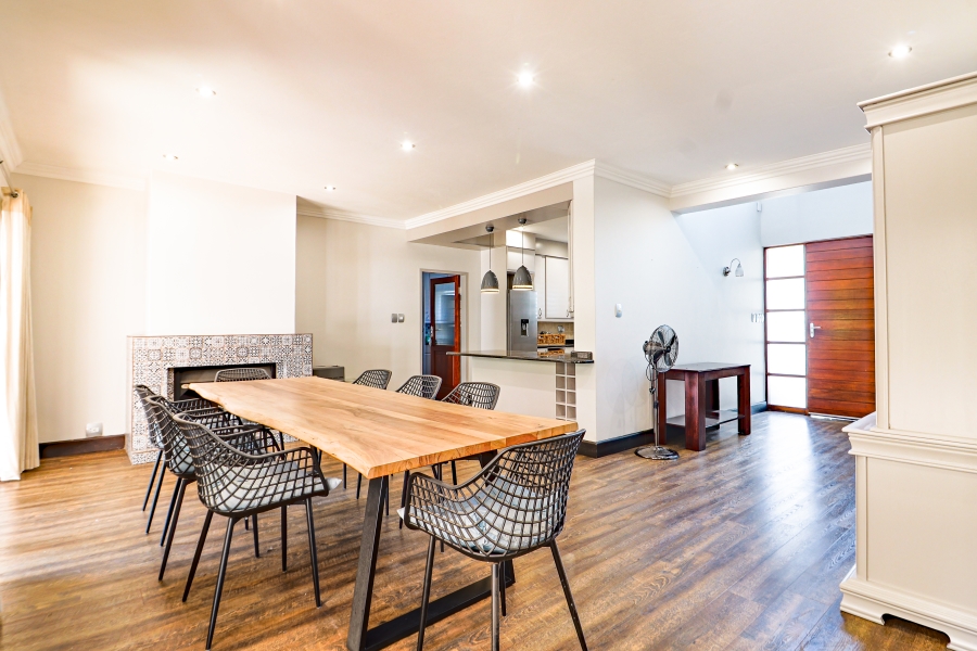 To Let 4 Bedroom Property for Rent in Silver Lakes Golf Estate Gauteng