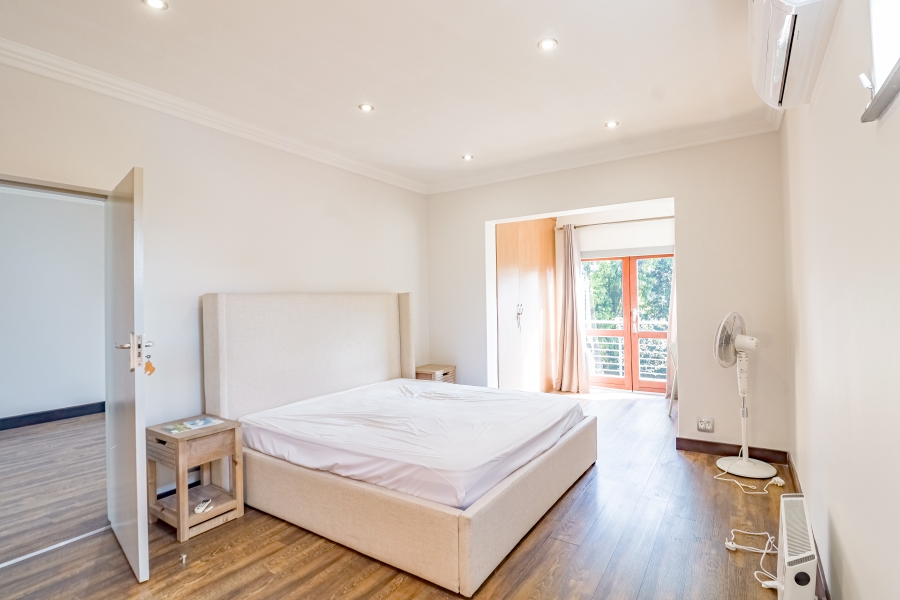 To Let 4 Bedroom Property for Rent in Silver Lakes Golf Estate Gauteng