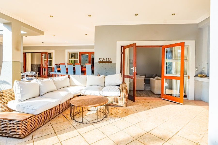 To Let 4 Bedroom Property for Rent in Silver Lakes Golf Estate Gauteng