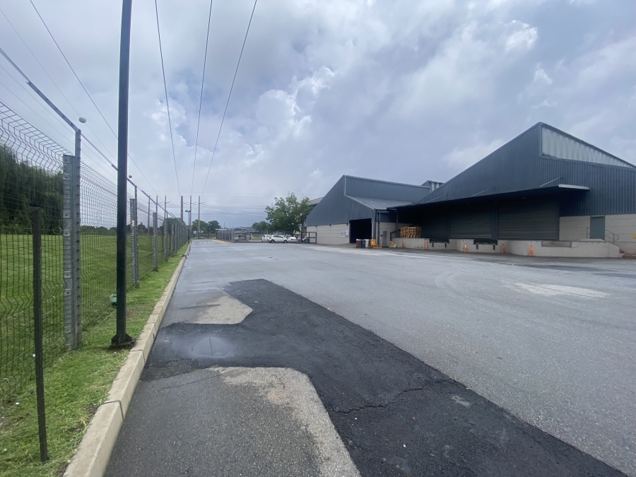 To Let commercial Property for Rent in Spartan Gauteng