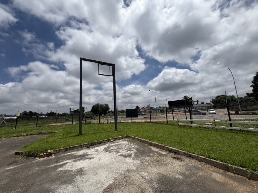 Commercial Property for Sale in Kempton Park Central Gauteng