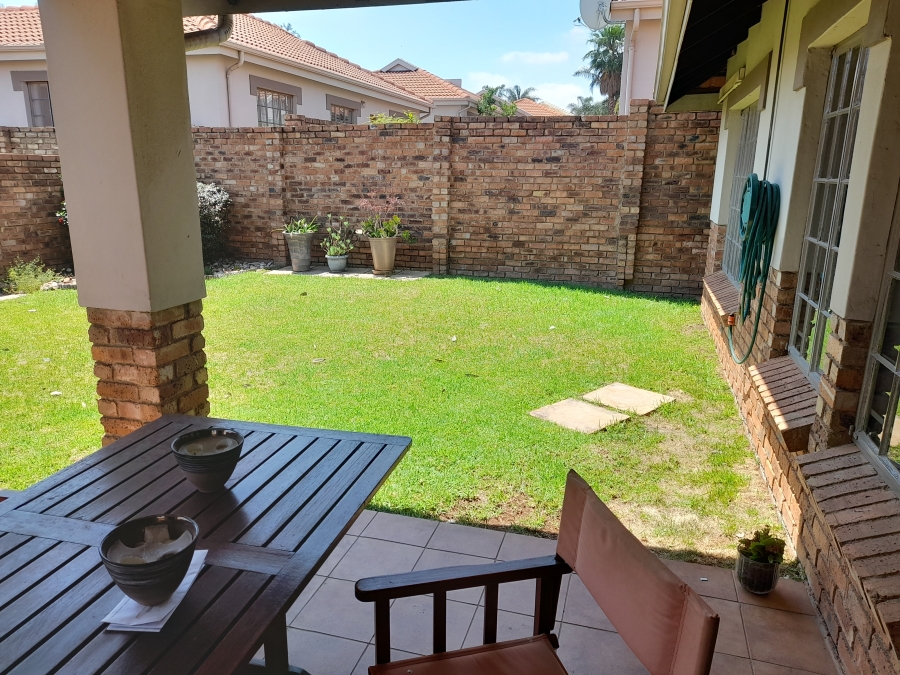 2 Bedroom Property for Sale in Amberfield Gauteng