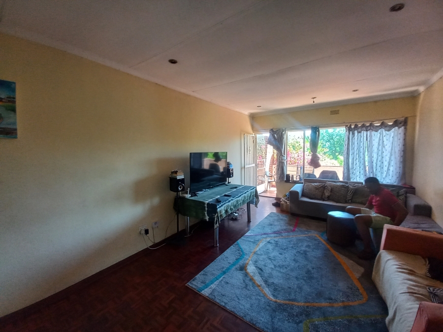 2 Bedroom Property for Sale in Windsor West Gauteng