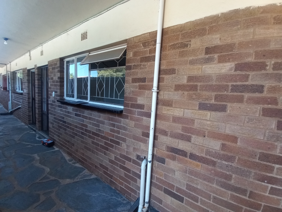 2 Bedroom Property for Sale in Windsor West Gauteng