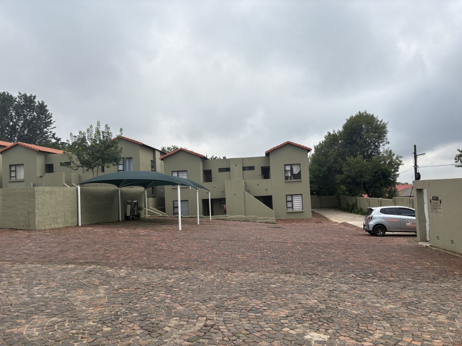 1 Bedroom Property for Sale in Ferndale Gauteng