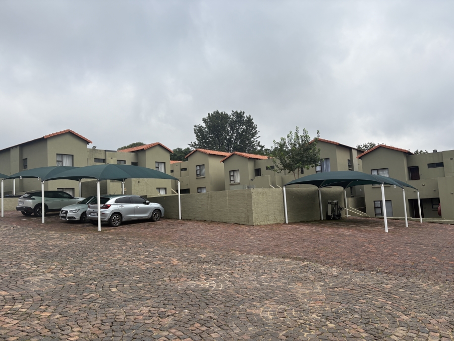 1 Bedroom Property for Sale in Ferndale Gauteng