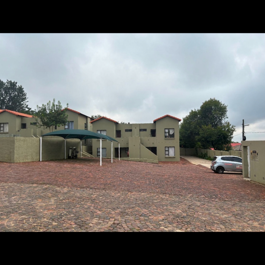 1 Bedroom Property for Sale in Ferndale Gauteng