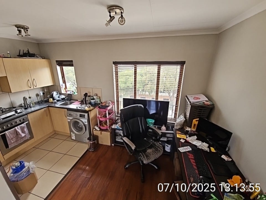 1 Bedroom Property for Sale in Vorna Valley Gauteng