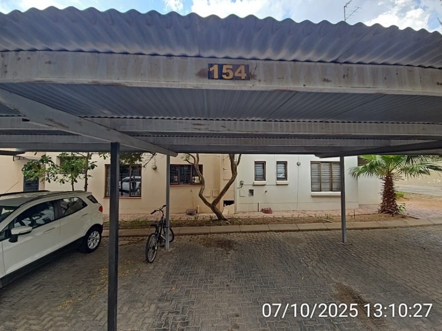 1 Bedroom Property for Sale in Vorna Valley Gauteng