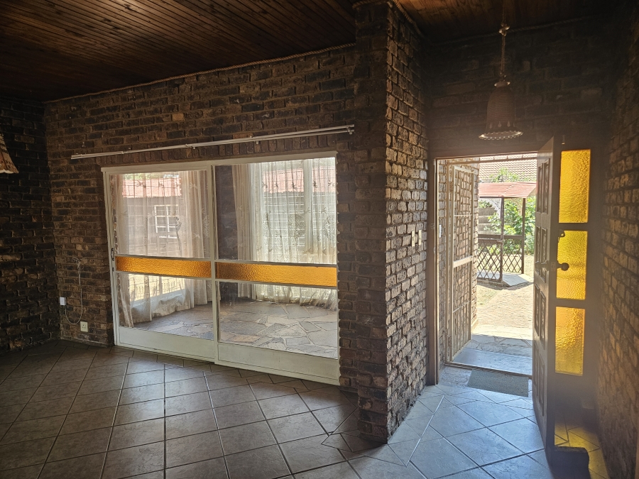 3 Bedroom Property for Sale in Pretoria North Gauteng