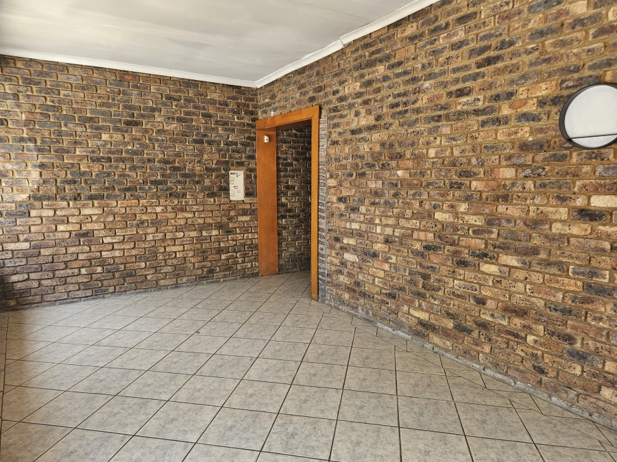 3 Bedroom Property for Sale in Pretoria North Gauteng