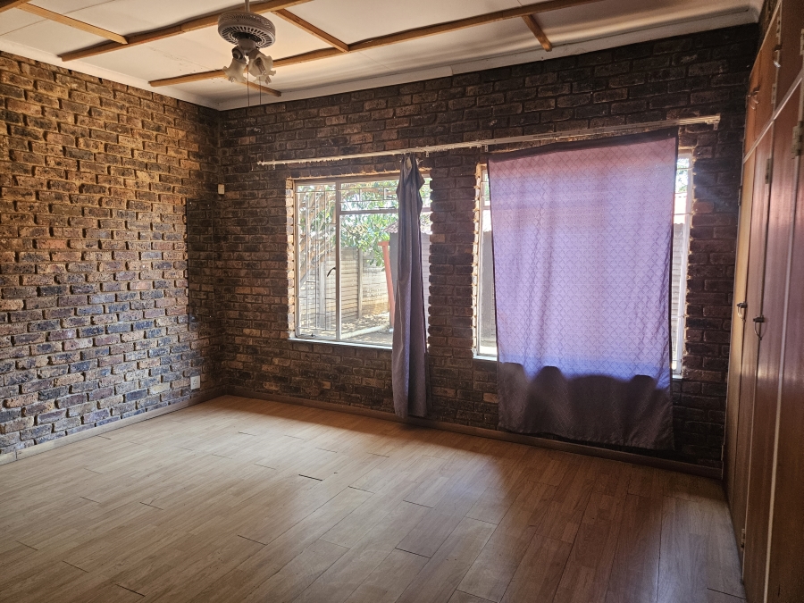 3 Bedroom Property for Sale in Pretoria North Gauteng