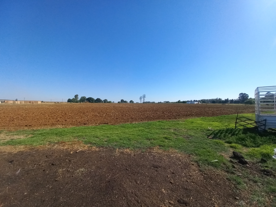 7 Bedroom Property for Sale in Lochvaal Gauteng