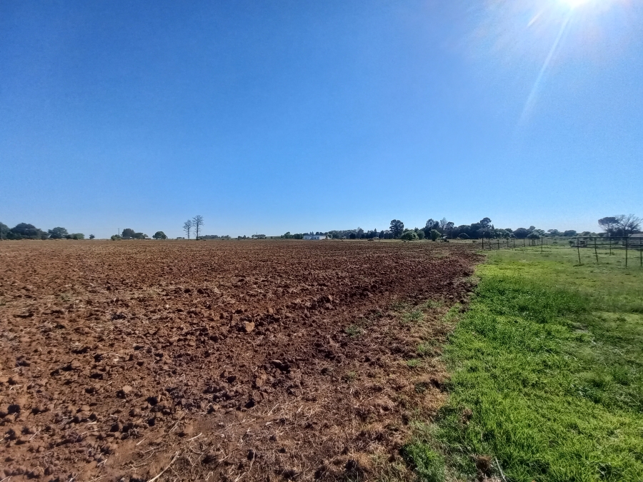 7 Bedroom Property for Sale in Lochvaal Gauteng