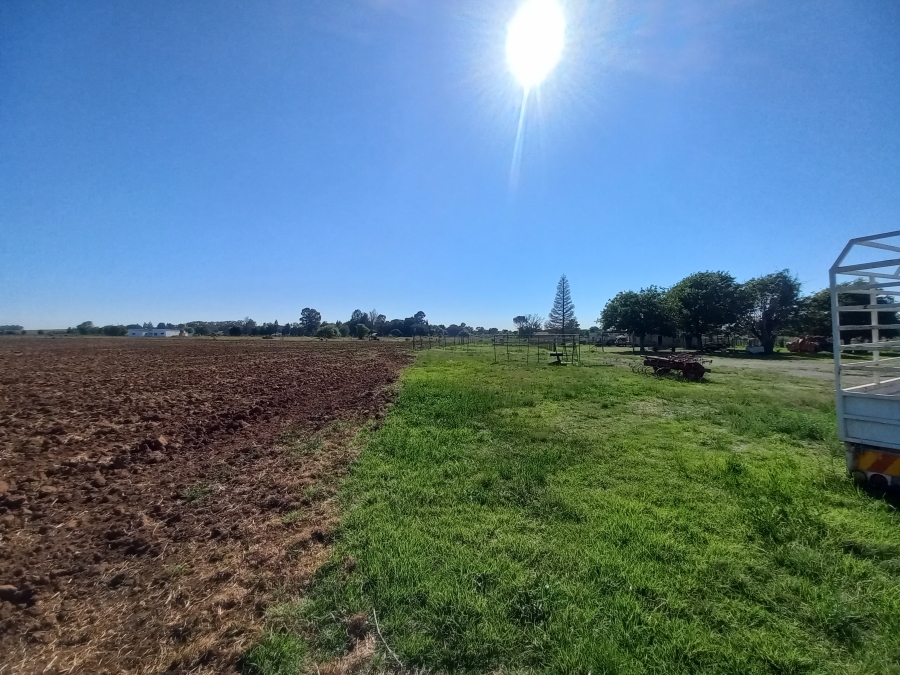 7 Bedroom Property for Sale in Lochvaal Gauteng