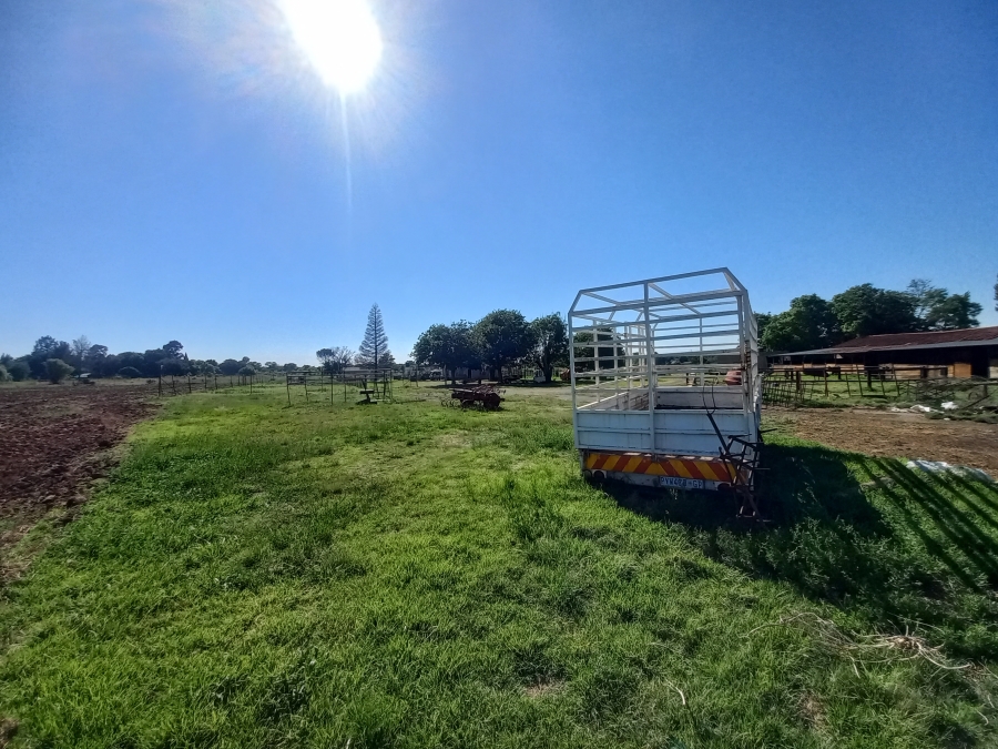 7 Bedroom Property for Sale in Lochvaal Gauteng