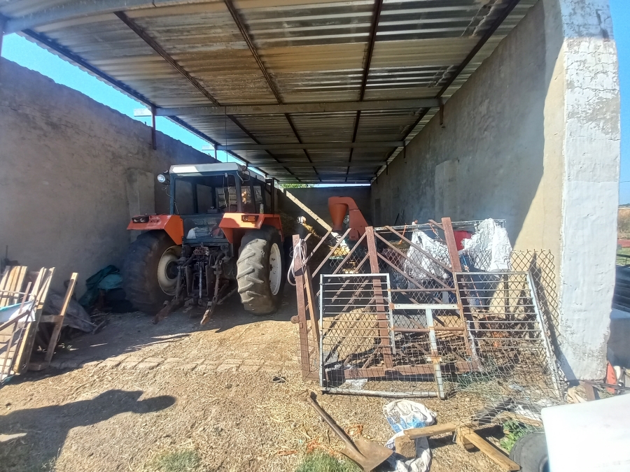 7 Bedroom Property for Sale in Lochvaal Gauteng