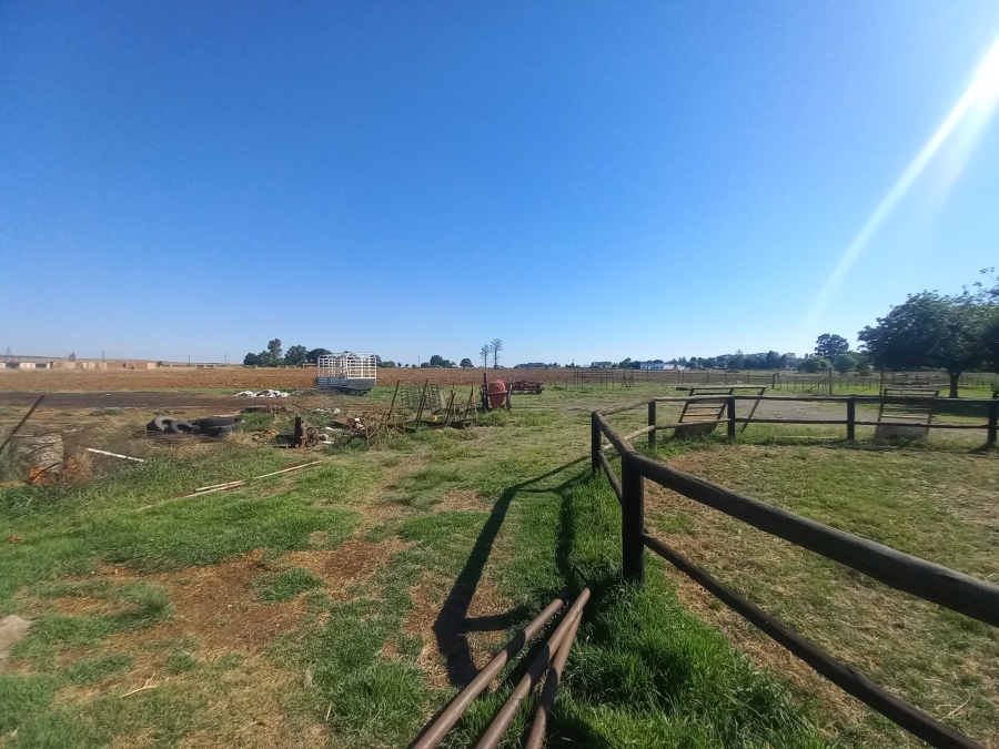 7 Bedroom Property for Sale in Lochvaal Gauteng