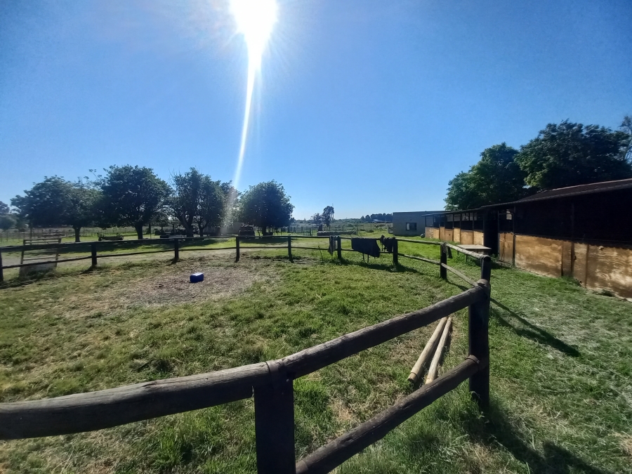 7 Bedroom Property for Sale in Lochvaal Gauteng