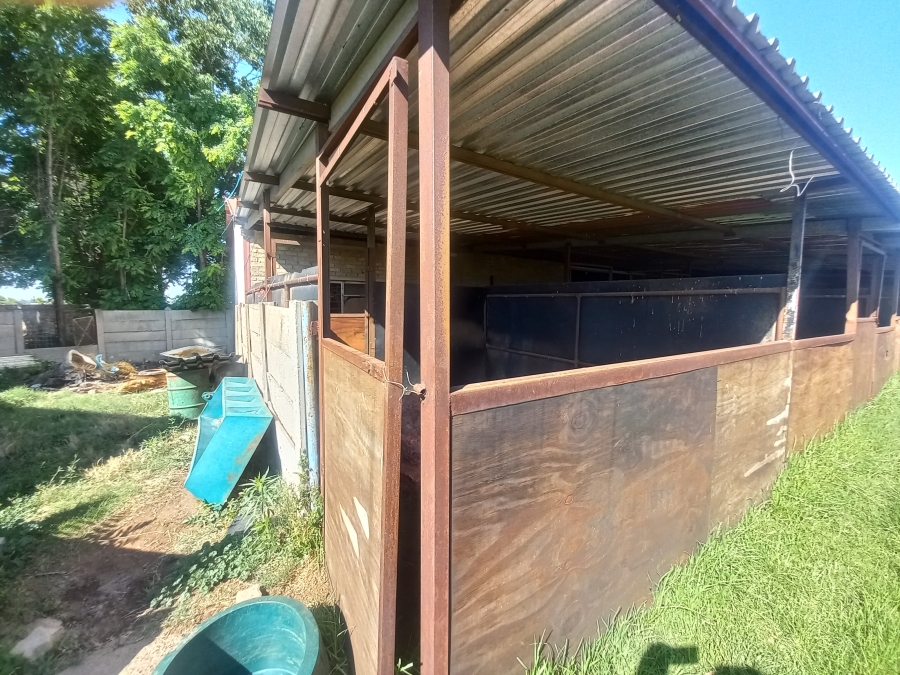 7 Bedroom Property for Sale in Lochvaal Gauteng