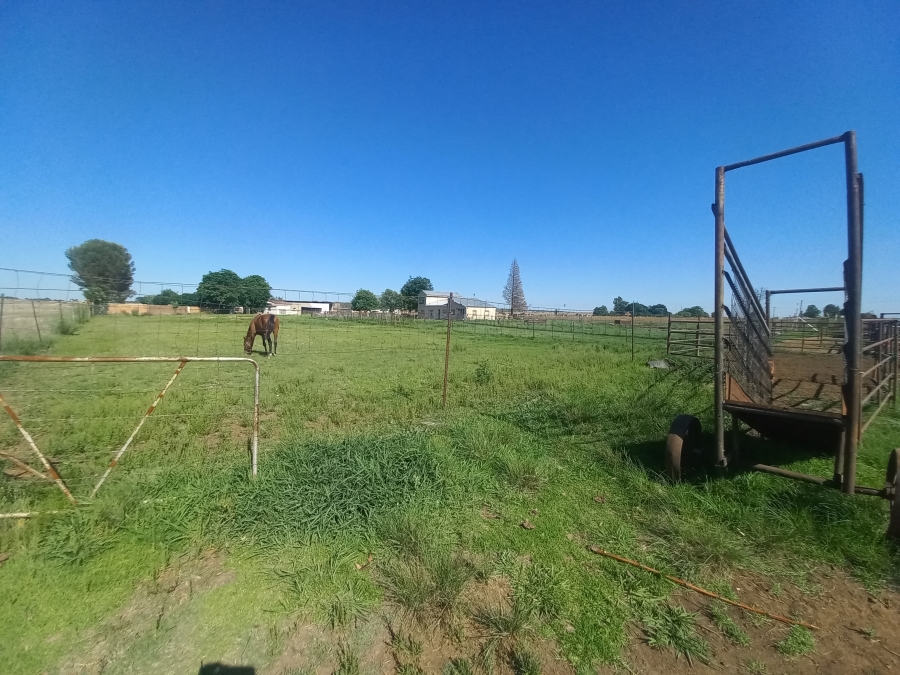 7 Bedroom Property for Sale in Lochvaal Gauteng